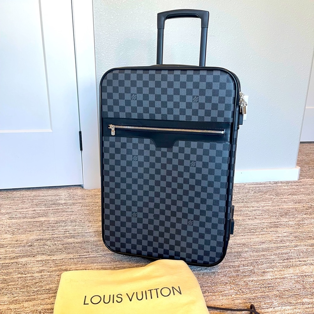 Louis Vuitton Pegase 55 Rolling Suitcase Damier